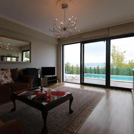 Astonishing Villa With Private Pool Surrounded By Nature In Sapanca * Sapanca